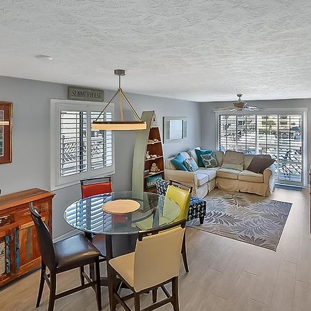 Two Bedroom Steps From The Beach! Shore Dr! Myrtle Beach Exterior photo